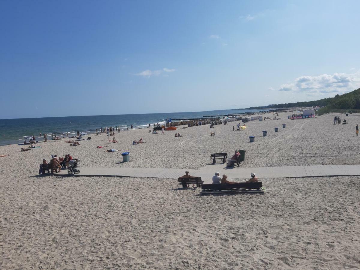 Apartament Baltyk Nadmorskie Tarasy Z Parkingiem Kołobrzeg Kültér fotó