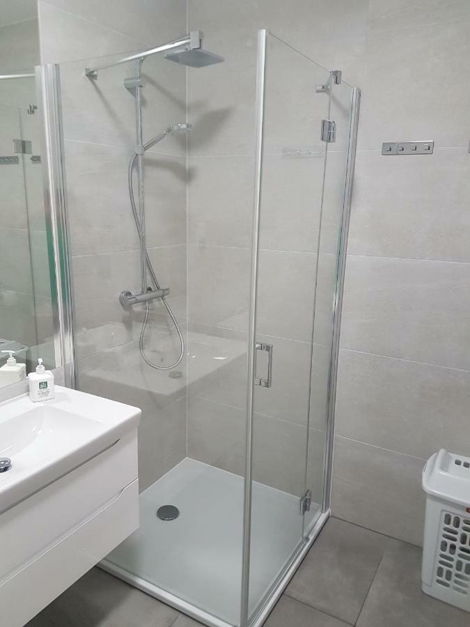 Apartament Baltyk Nadmorskie Tarasy Z Parkingiem Kołobrzeg Kültér fotó