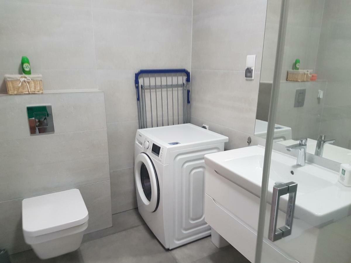 Apartament Baltyk Nadmorskie Tarasy Z Parkingiem Kołobrzeg Kültér fotó