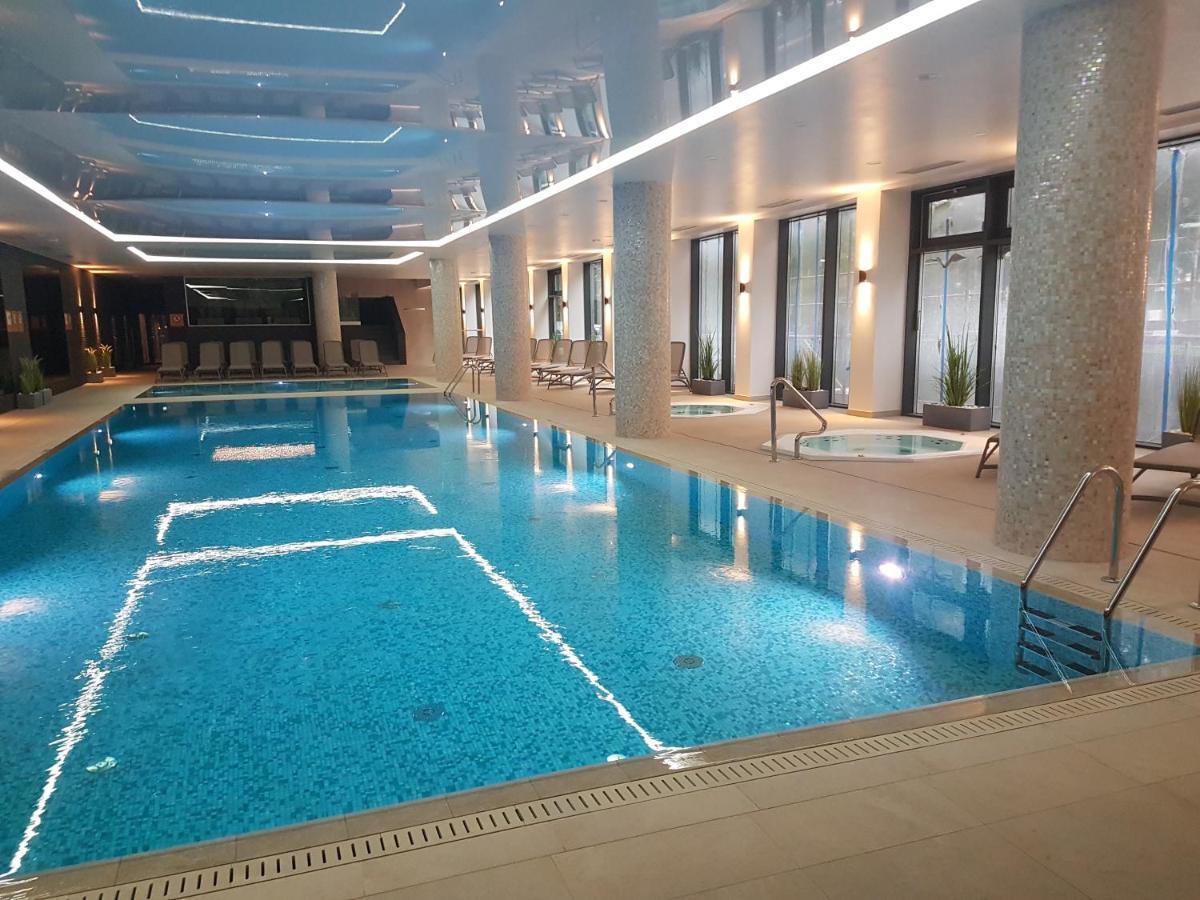 Apartament Baltyk Nadmorskie Tarasy Z Parkingiem Kołobrzeg Kültér fotó